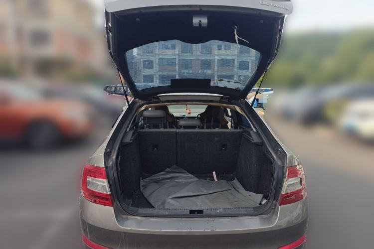 Used Skoda Octavia 2015 1.6L Automatic Yijie Edition