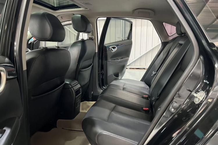 Used Nissan Sylphy 2019 1.6XV CVT Smart Connect Luxury Edition China VI Standard