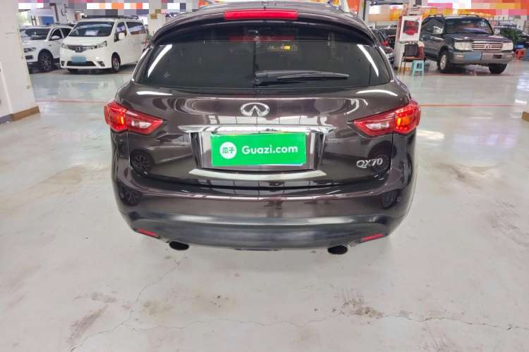 Used Infiniti QX70 2013 3.7L Standard Edition
