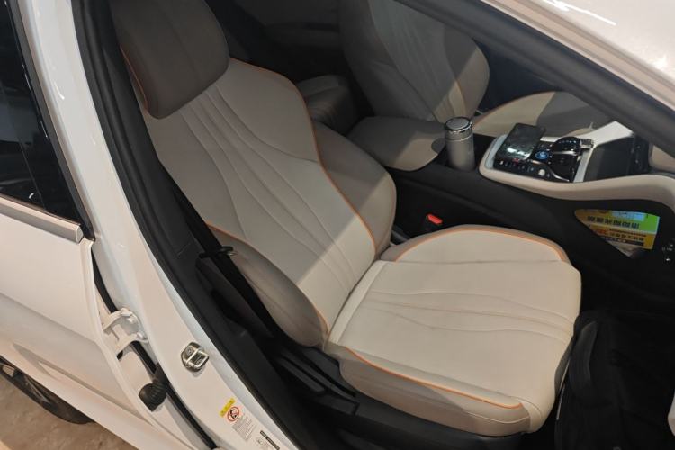 Used BYD Song Pro New Energy 2024 HONOR Edition DM-i 71KM Navigation Model