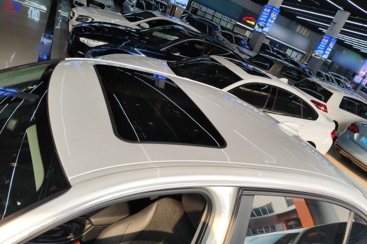 Used BMW 3 Series 2016 320Li Fashion Model
