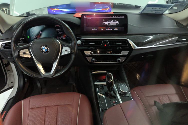 Used BMW 5 Series 2021 525Li Luxury Package
