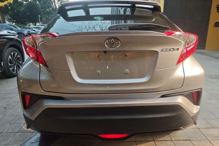 Used Toyota IZOA 2020 2.0L Enjoy Edition
