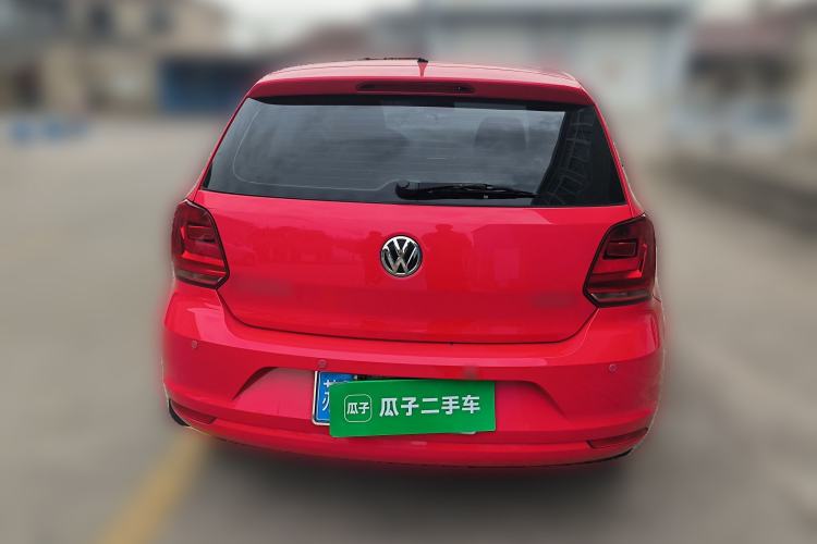 Used Volkswagen Polo 2016 1.4L Manual Fashion Model