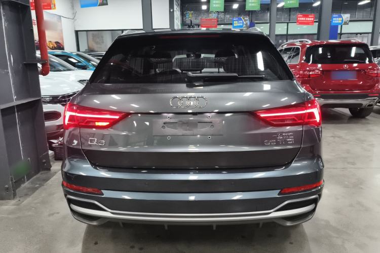 Used Audi Q3 2021 35 TFSI Fashion Dynamic Model