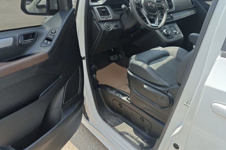 Used SAIC MAXUS G10 2022 2.0T Automatic Elite Edition Gasoline 7-Seater