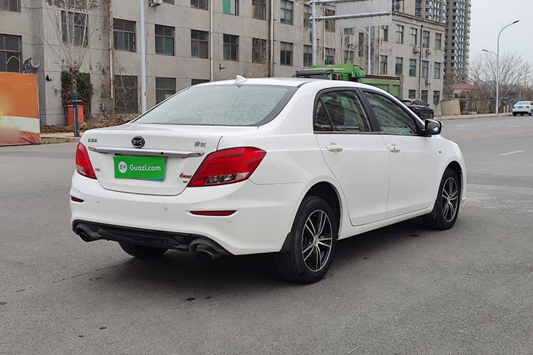 Used BYD Surui 2015 1.5L Automatic Luxury Model
