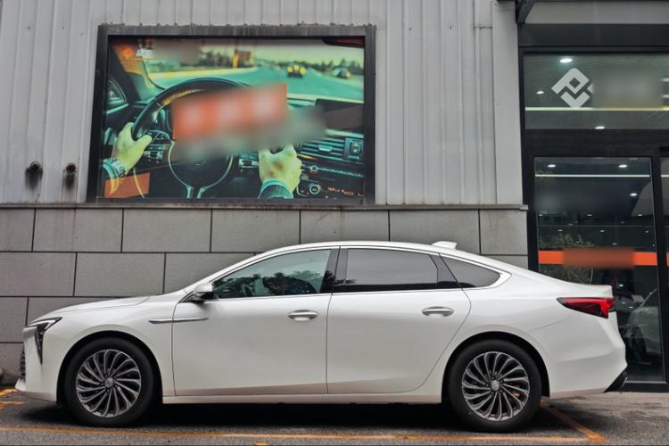 Used Buick LaCrosse 2023 28T Prestige Edition