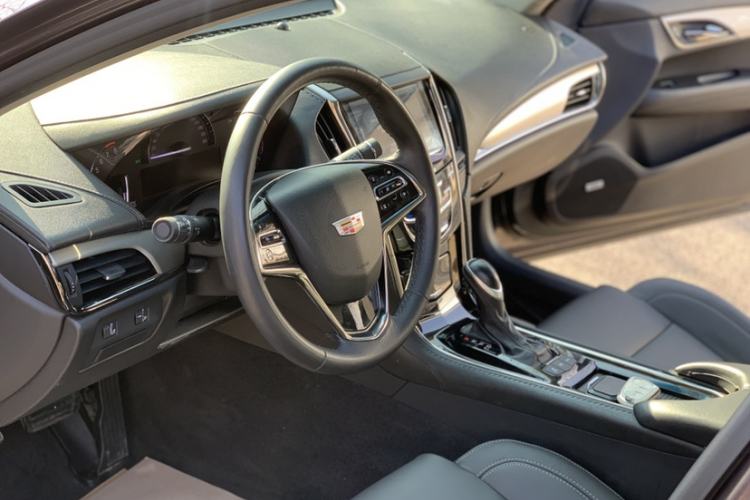 Used Cadillac ATS-L 2017 28T Fashion Edition