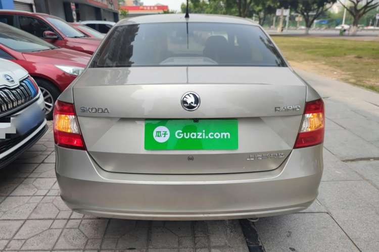 Used Skoda Rapid 2016 1.4L Manual Front-Wheel Drive Version
