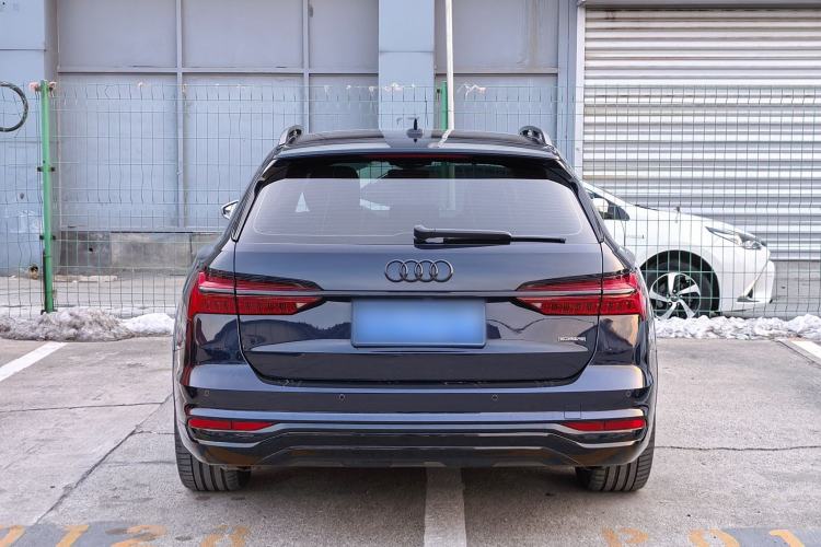 Used Audi A6 2022 allroad quattro Explorer 55 TFSI Prestige Off-Road Model