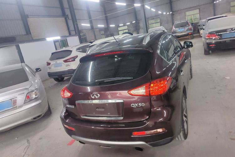 Used Infiniti QX50 2015 2.5L Luxury Edition
