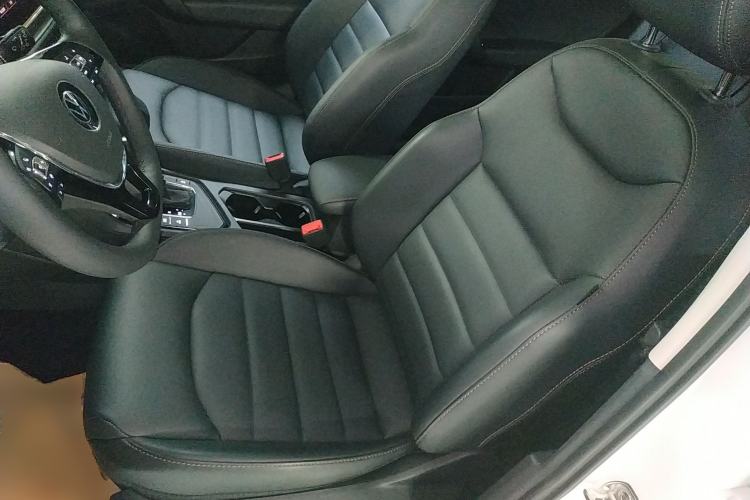 Used Volkswagen Tharu 2022 280TSI Two-Wheel-Drive Luxury Edition