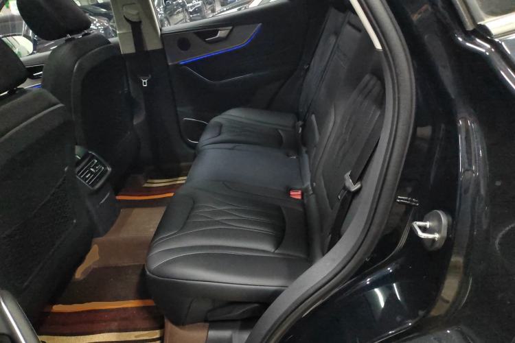 Used Hongqi HS5 2025 2.0T Two-Wheel Drive Flagship Pro Edition
