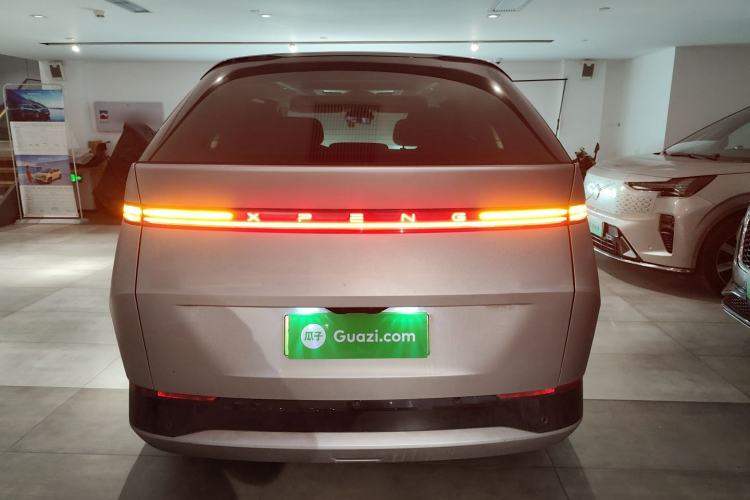Used XPeng X9 2024 702 Ultra-Long Range Max