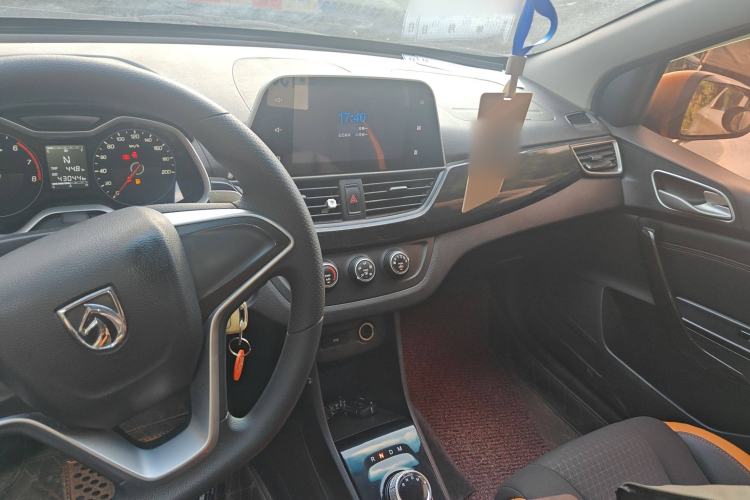 Used Baojun 310 2017 1.5L Automatic Fashion Model
