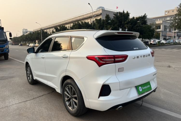 Used Jetour X70 2020 1.5T Manual Comfort Edition 6 Seats
