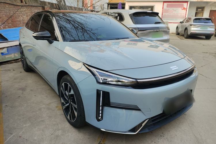 Used  L6 2023 125km Starship