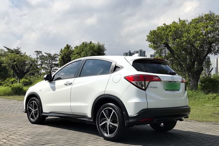 Used Honda Vezel 2020 1.5L CVT Pioneer Edition
