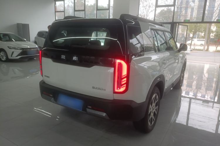 Used BAIC Off-Road BJ30 2026 Model Traveler 1.5T Hybrid Advanced Version
