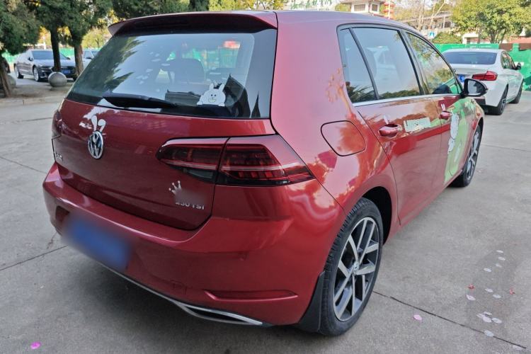 Used Volkswagen Golf 2018 230TSI Automatic Luxury Version