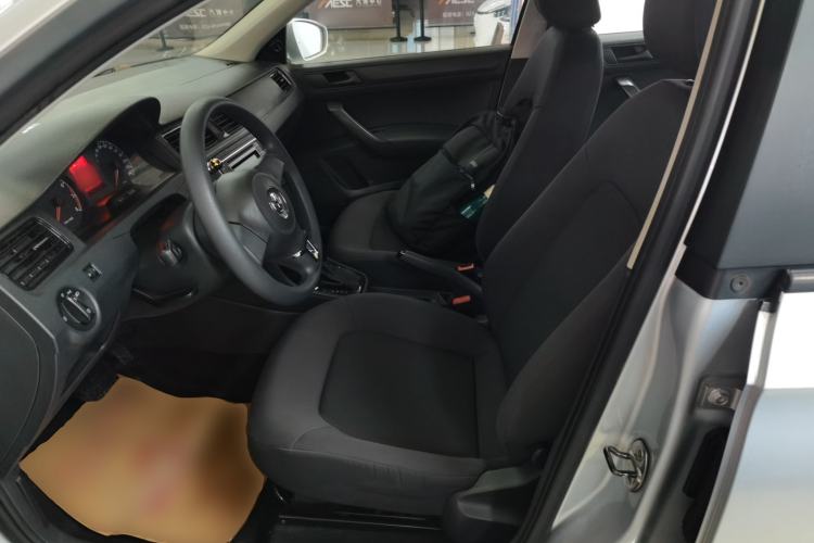 Used Volkswagen Santana 2013 1.6L Automatic Fashion Edition