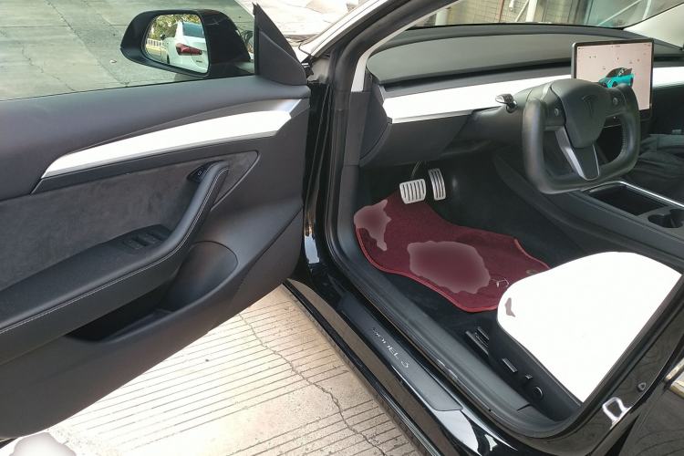 Used Tesla Model 3 2021 Revised Version II – Performance High-Performance All-Wheel-Drive Edition
