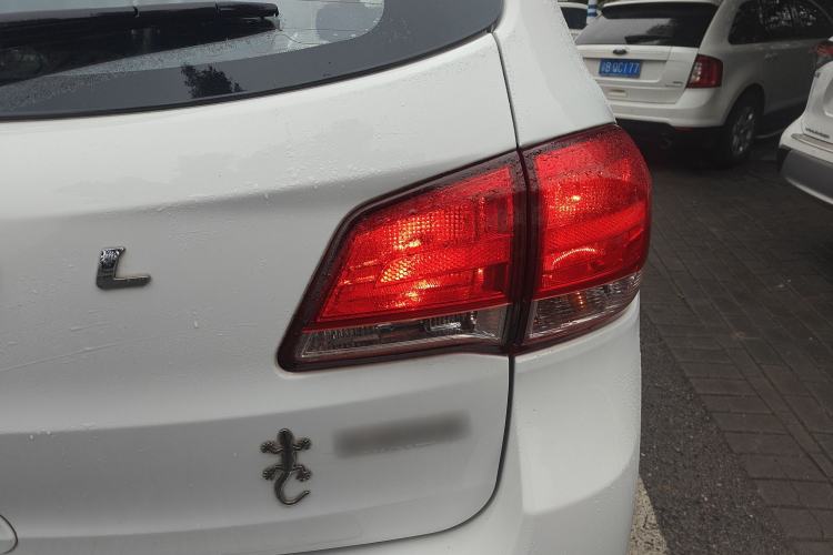 Used Haval H6 2016 Upgraded Model 1.5T Manual Two-Wheel Drive Elite Version
