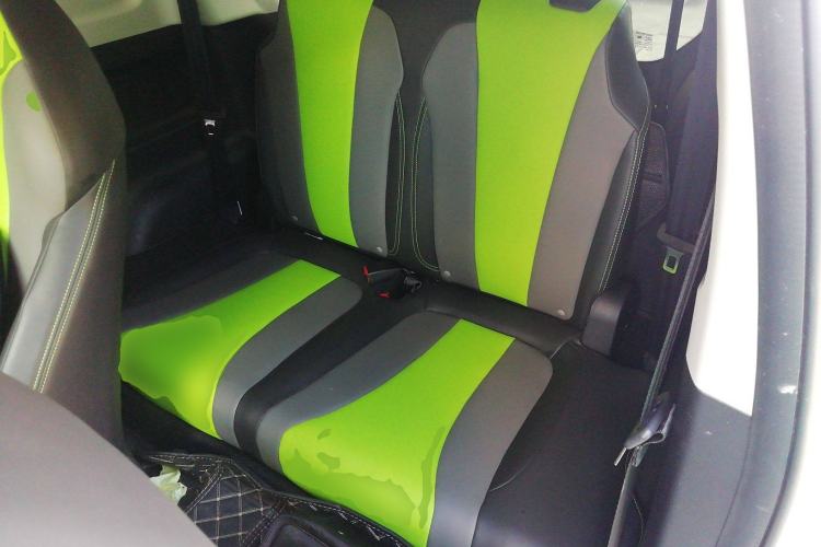 Used Roewe Clever 2021 302 km New Four-Seater Super-Efficient Version
