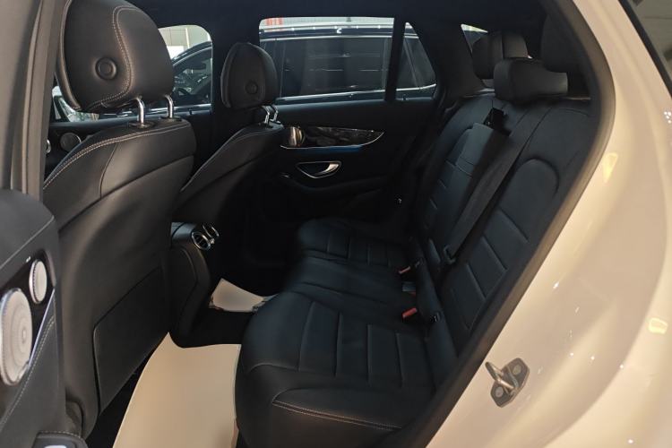 Used Mercedes-Benz GLC 2016 GLC 260 4MATIC Luxury Model