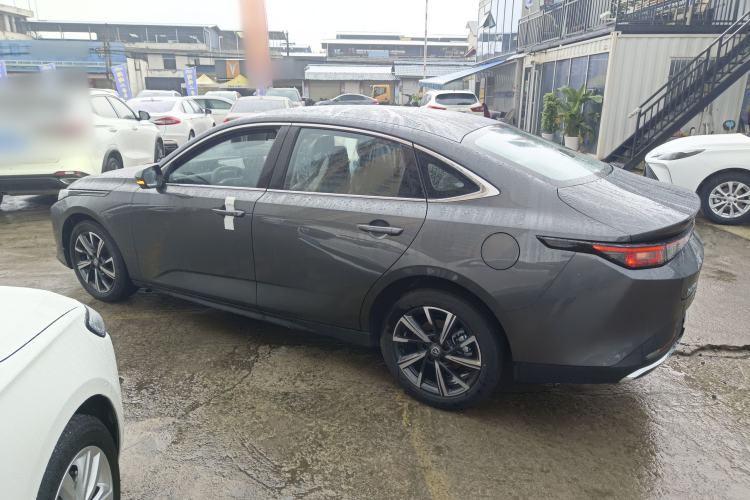 Used Changan Eado 2025 Blue Whale 1.5T 500Bar Prestige Model
