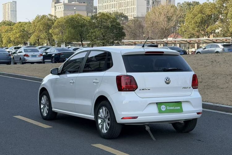 Used Volkswagen Polo 2014 1.6L Automatic Comfort Edition
