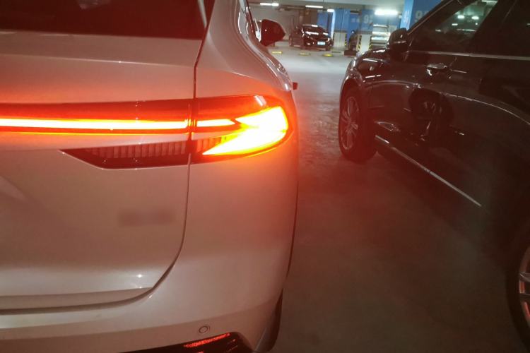 Used Roewe D5X DMH 2024 135 Tech Edition