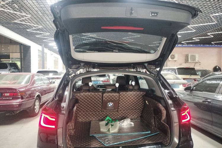 Used BMW X1 2019 xDrive20Li Luxury Model
