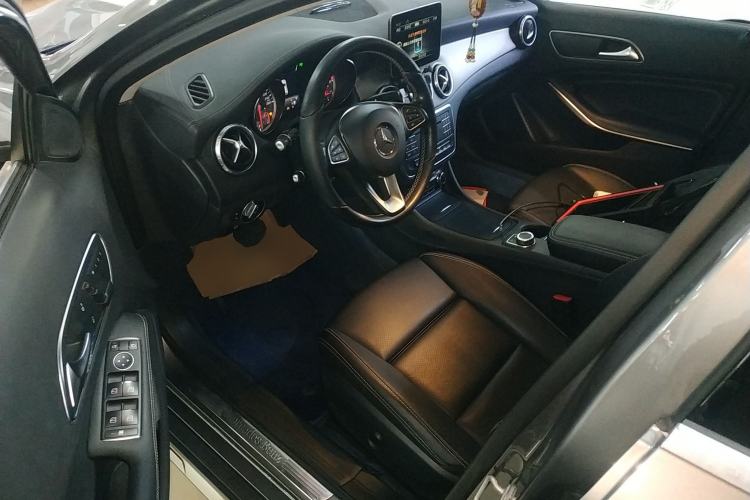 Used Mercedes-Benz GLA 2016 GLA 200 Fashion Model
