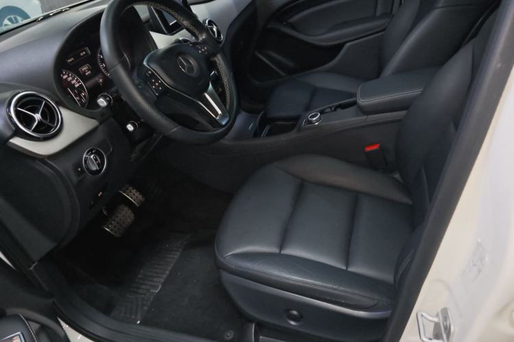 Used Mercedes-Benz B-Class 2012 B 200
