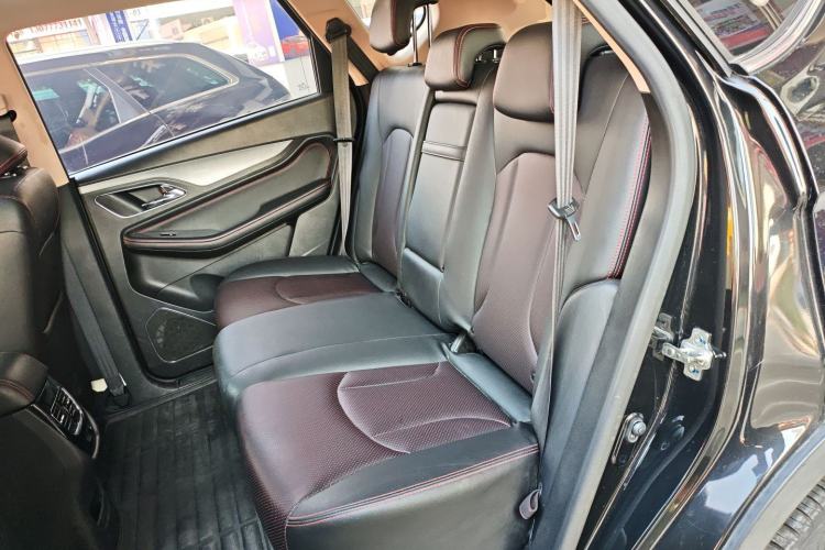 Used Baojun 560 2015 1.8L Manual Luxury Model
