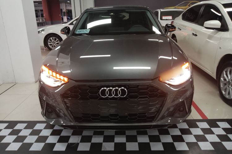 Used Audi A4L 2022 40 TFSI Luxury Dynamic Model
