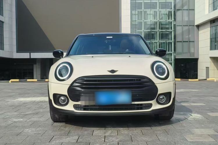 Used  Clubman 2022 Facelift 1.5T COOPER Connoisseur
