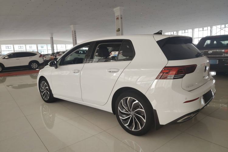 Used Volkswagen Golf 2023 Facelift 280TSI DSG Pro
