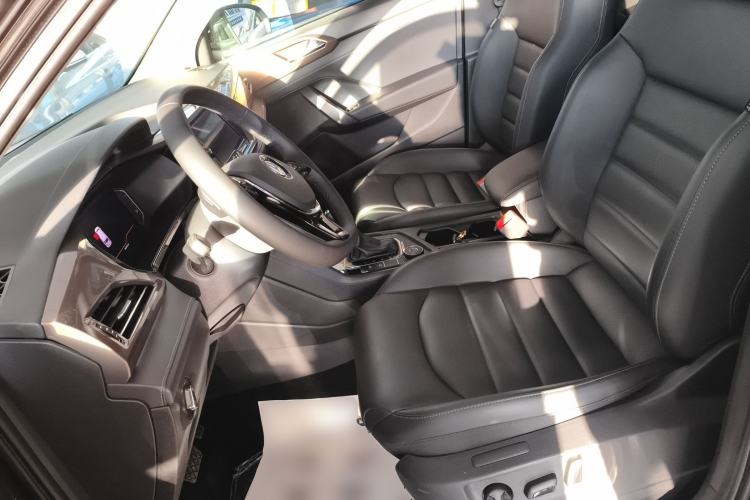 Used Volkswagen Tharu 2019 330TSI Four-Wheel Drive Flagship Model China VI Standard
