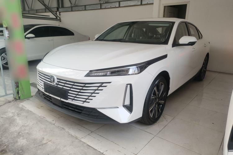 Used Changan Eado 2025 Blue Whale 1.5T 500Bar Prestige Model