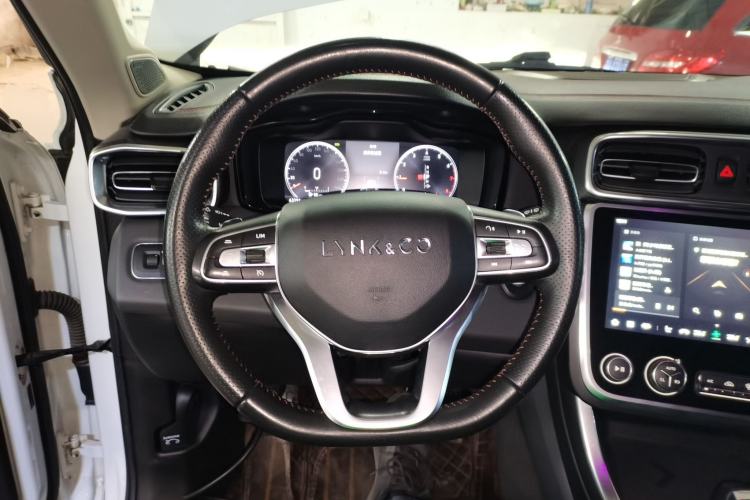 Used Lynk & Co 01 2017 2.0T Four-Wheel Drive Pro Edition
