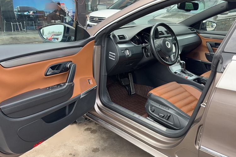 Used Volkswagen FAW-Volkswagen CC 2013 2.0 TSI Ultimate Model
