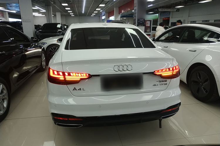 Used Audi A4L 2022 40 TFSI Luxury Dynamic Model