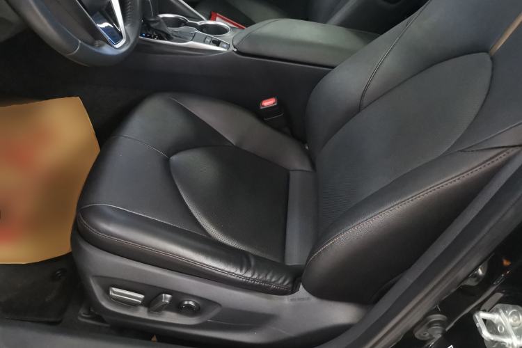 Used Toyota Camry 2021 2.0G Luxury Edition