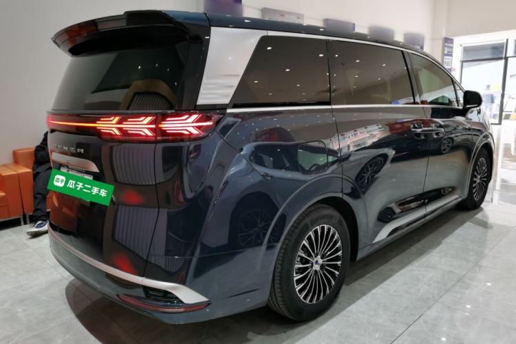 Used Denza D9 2022 DM-i 970 Four-Wheel Drive Flagship Model