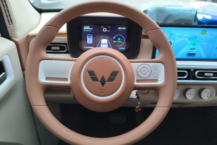 Used Wuling Hongguang MINIEV 2024 3rd Generation 215km Youth Edition
