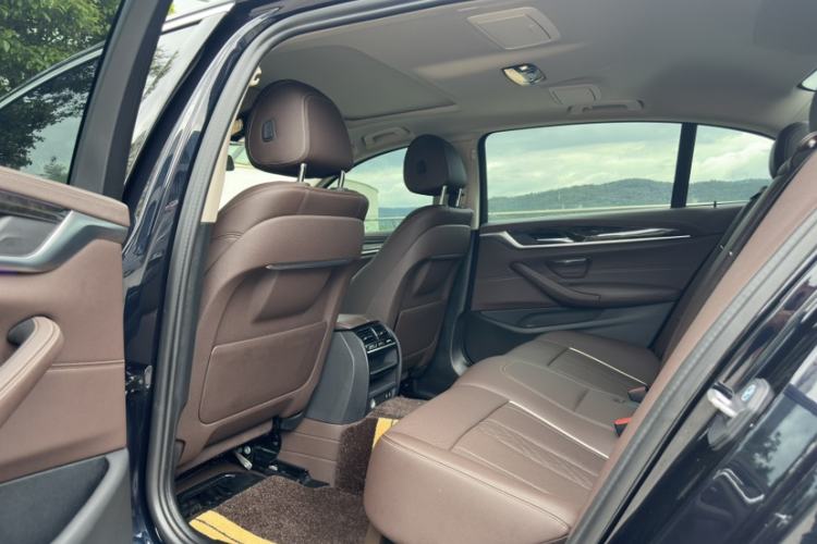 Used BMW 5 Series 2022 525Li Luxury Package
