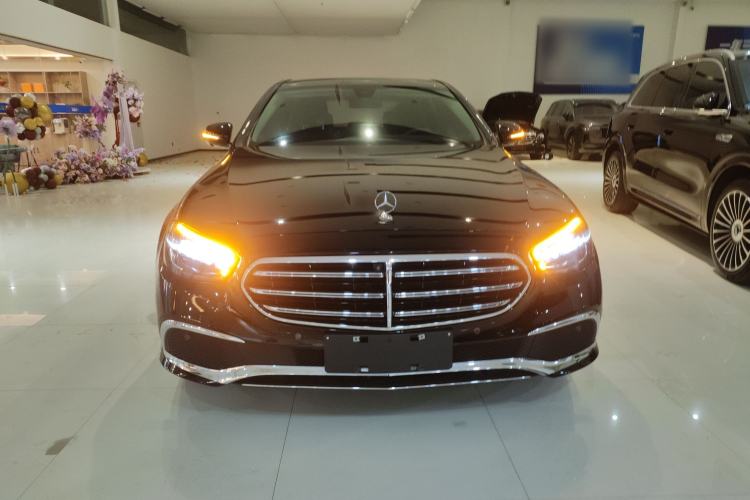 Used Mercedes-Benz E-Class 2023 Updated E 300 L Fashion Edition
